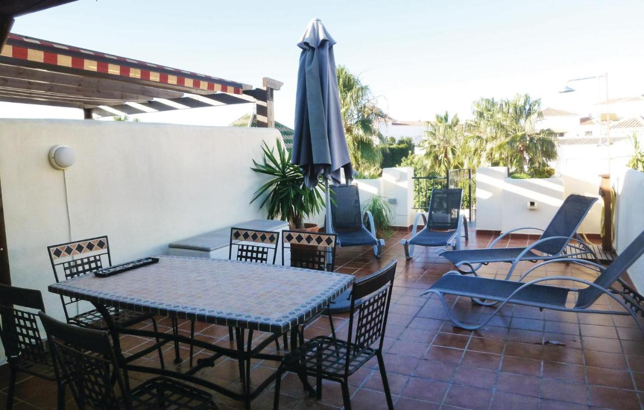 Cozy Home In Nerja With Wifi Extérieur photo