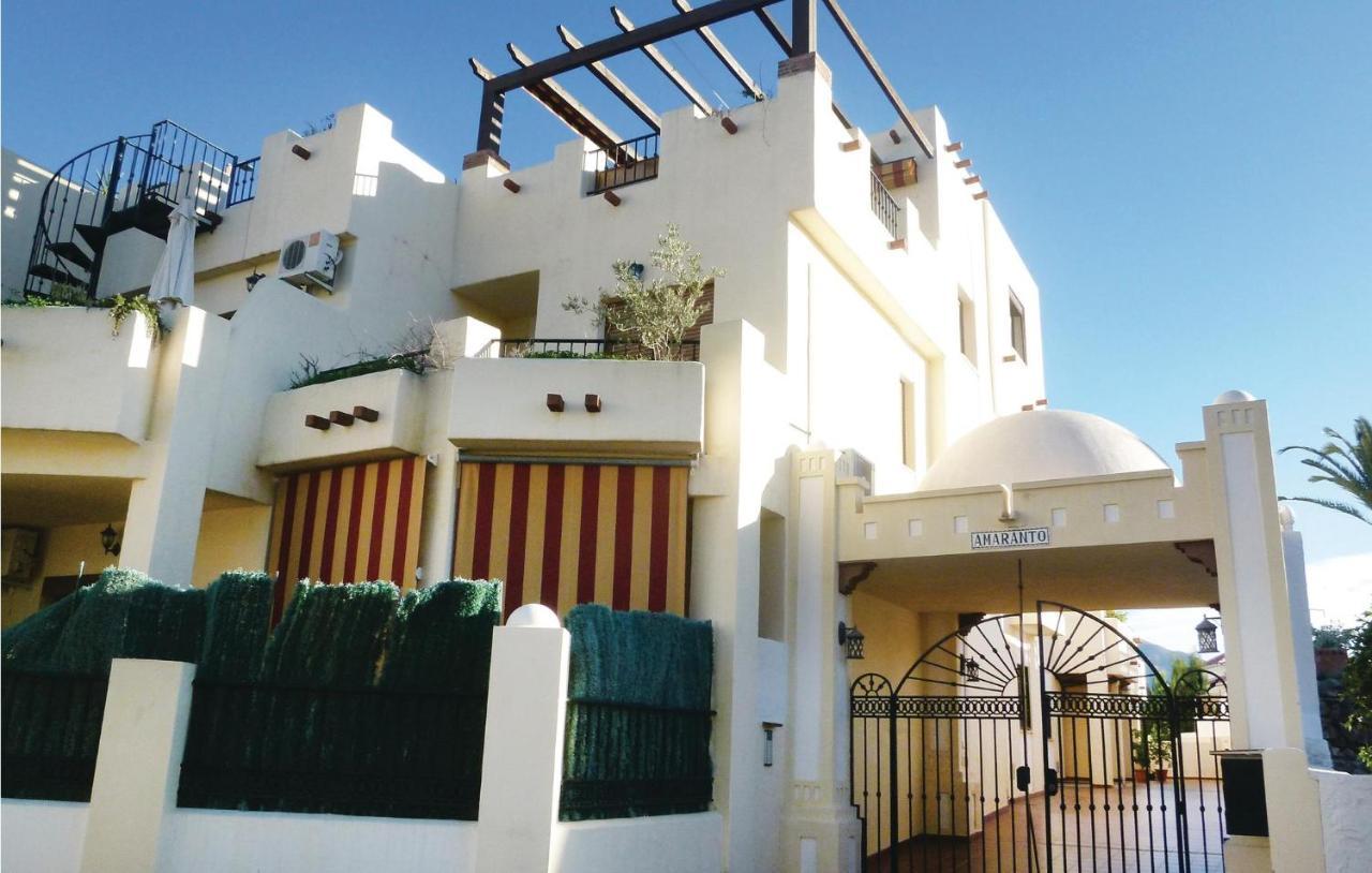 Cozy Home In Nerja With Wifi Extérieur photo